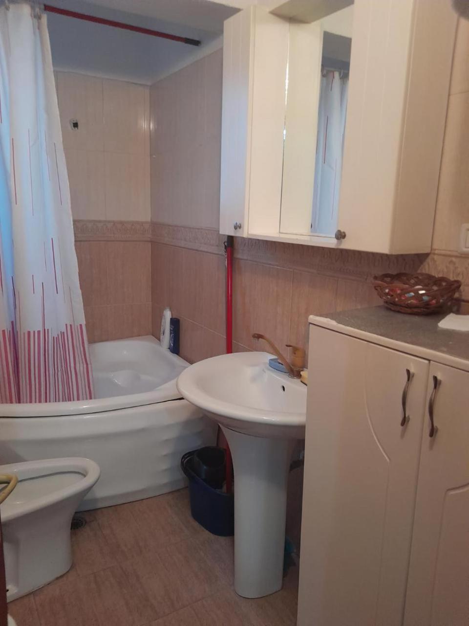 Apartament Apartament Me Qera Ditore